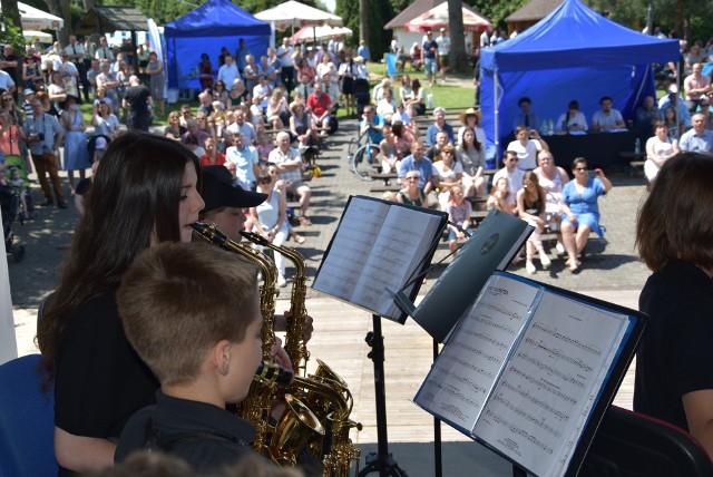 Muzycy z rożnych stron województwa i kraju prezentowali się podczas koncertów XXIII Małopolskiego Festiwalu Orkiestr Dętych