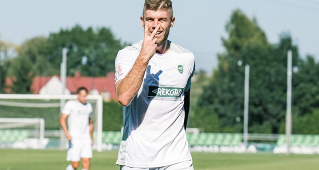 Daniel Świderski z Rekordu Bielsko-Biała w dwóch wrześniowych meczach strzelił po dwa gole, a w sumie 7.