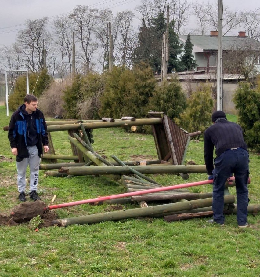 Dzieci z gminy Mogilno będą miały dwa nowe miejsca do zabawy [zdjęcia]