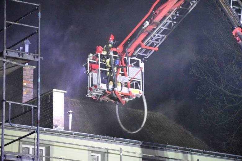 Pożar budynku mieszkalnego przy ulicy Podgórnej w Koszalinie. Oszacowano wstępnie straty