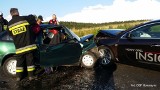 Motorem w tira i czołówka osobówek. Siedem osób zostało rannych w powiecie chojnickim! [zdjęcia, wideo]