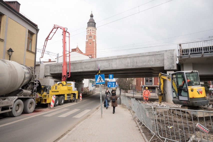 Kraków. Budują estakady kolejowe w centrum miasta. Zobacz postępy prac [ZDJĘCIA]