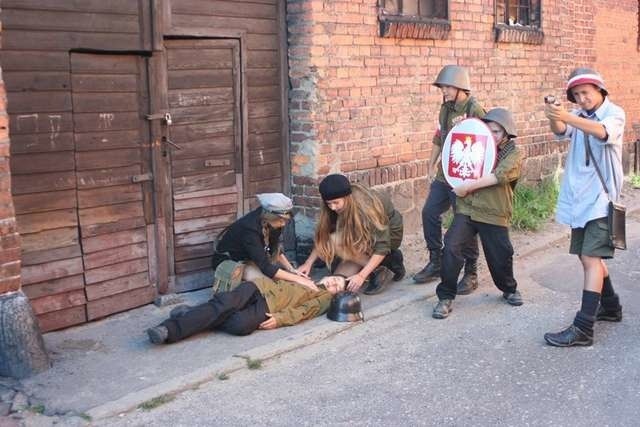 Harcerze podjęli się rekonstrukcji wydarzeń z Powstania Warszawskiego