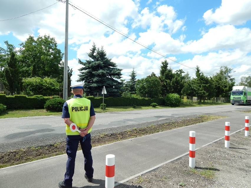 To ostatni weekend wakacji -  na drogach powiatu radziejowskiego jest więcej policjantów