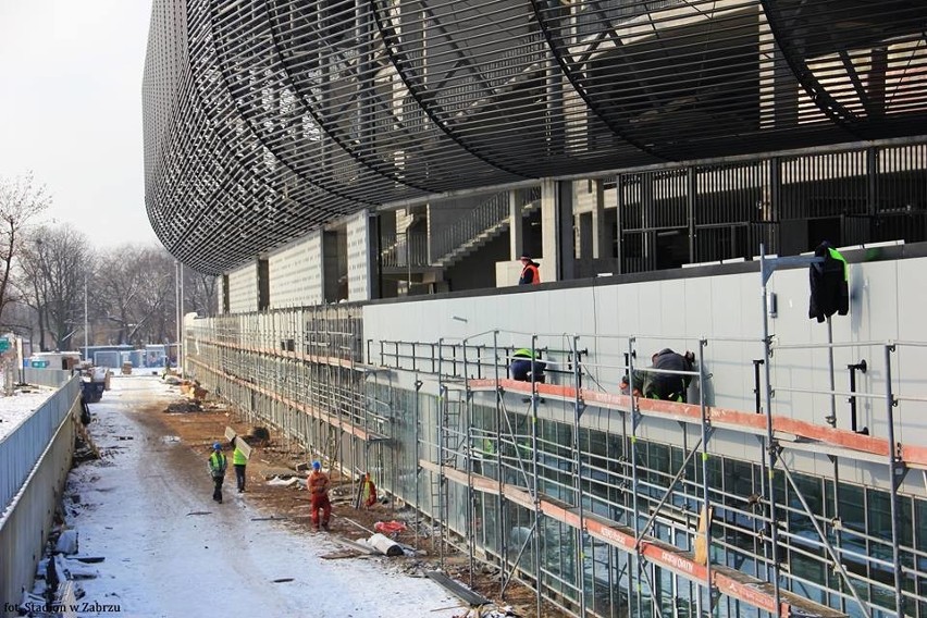 Budowa stadionu w Zabrzu na finiszu. Zobaczcie jak przebiegała [TAK BYŁO, TAK JEST]