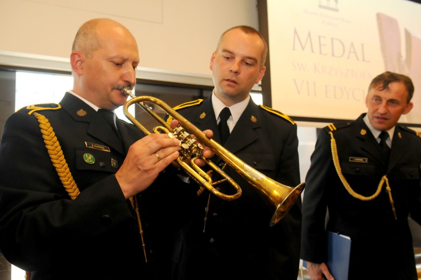 Hejnaliści wśród laureatów Medalu św. Krzysztofa [ZDJĘCIA]