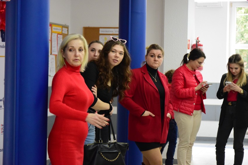 Zimowa Wampiriada w Państwowej Uczelni Zawodowej w Tarnobrzegu. Studenci honorowo oddali krew 