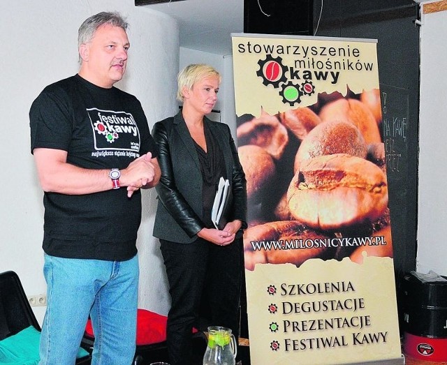 Festwial jest adresowany zarówno do profesjonalistów, jak i amatorów parzenia kawy - mówi Marek Robacha.