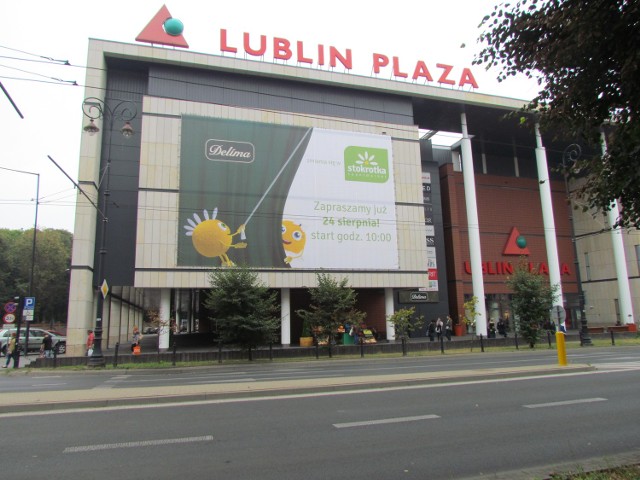 O zmianach informuje billboard na centrum Plaza w Lublinie