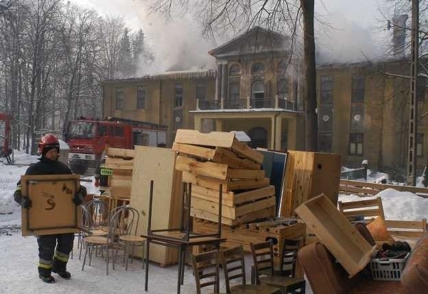 Straty po pożarze mogą być liczone w miliony złotych