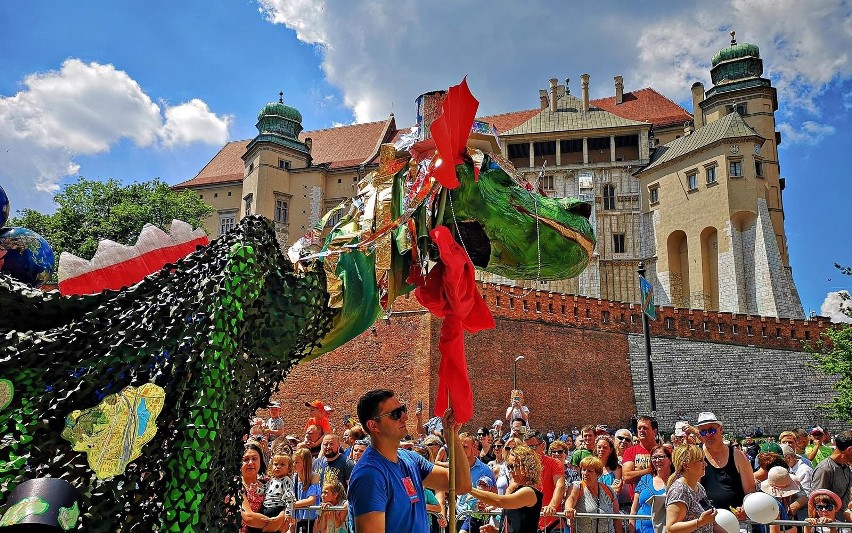 Kraków. Parada Smoków – szukajcie się na zdjęciach [DUŻO ZDJĘĆ]