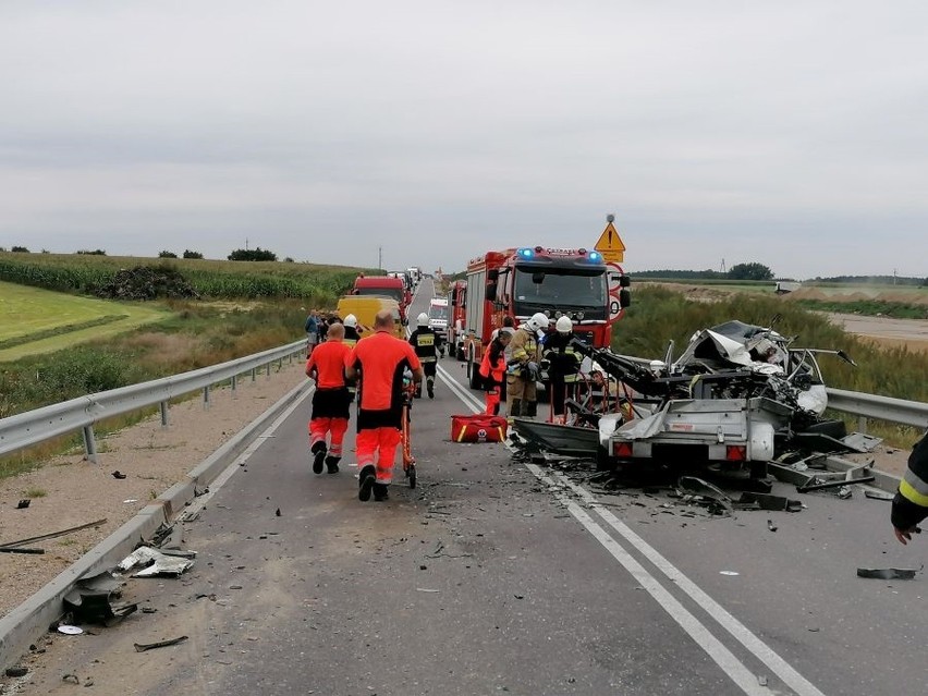 Wypadek śmiertelny na DK 61 w m. Łubiane. Jedna osoba nie...