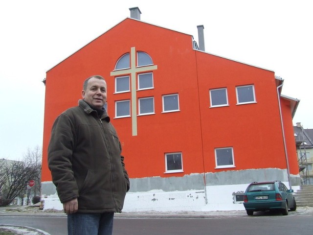 Pastor Bogdan Sokół jest dumny z nowego domu modlitwy, który będzie służył wiernym od maja