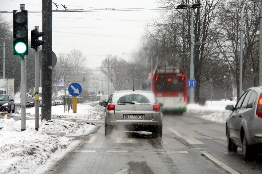 Pierwszy dzień wiosny w Lublinie. Śnieg, mandaty i rowery (ZDJĘCIA, WIDEO) 