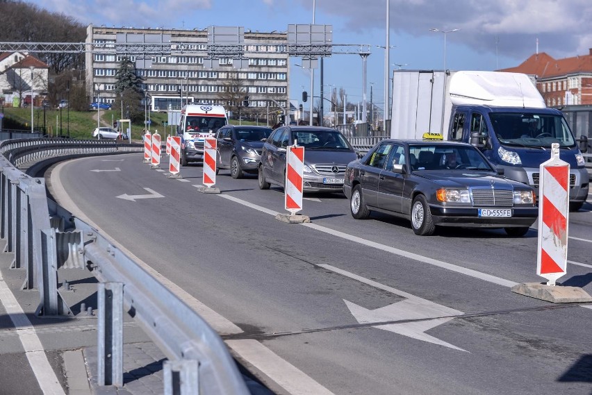 Kolejny etap prac przy budowie Wiaduktu Biskupia Górka w...