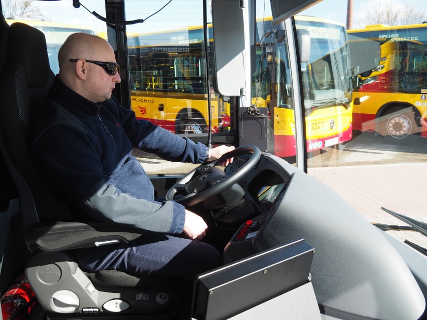 52 nowoczesne autobusy marki mercedes wyruszyły na trasy w Łodzi. Zobacz jak się prezentują