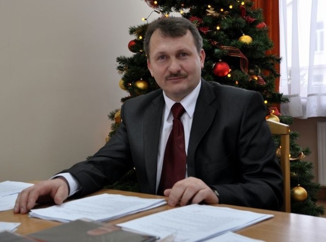 Do grona radnych powiatu staszowskiego, w miejsce burmistrza miasta i gminy Staszów Romualda Garczewskiego, dołączył radny Adam Kowal.