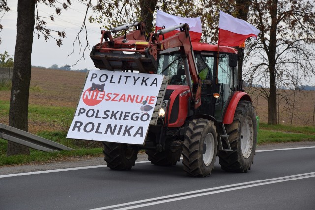 Kolejne protesty rolników w regionie. Traktory wyjechały na drogi w powiecie lublinieckim i kłobuckim Zobacz kolejne zdjęcia. Przesuwaj zdjęcia w prawo - naciśnij strzałkę lub przycisk NASTĘPNE