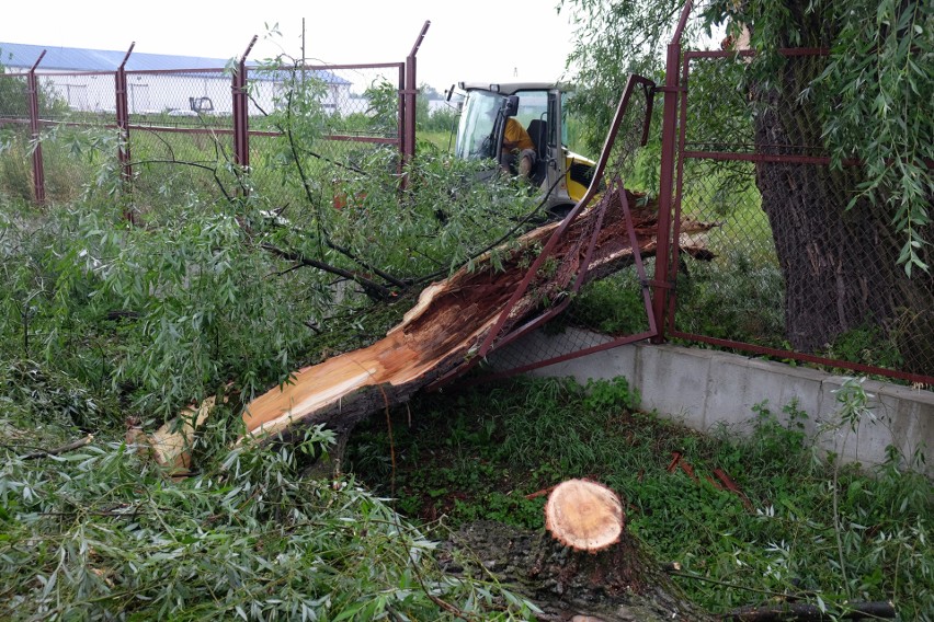 W czwartkowe południe nad Przemyślem i powiatem przemyskim...