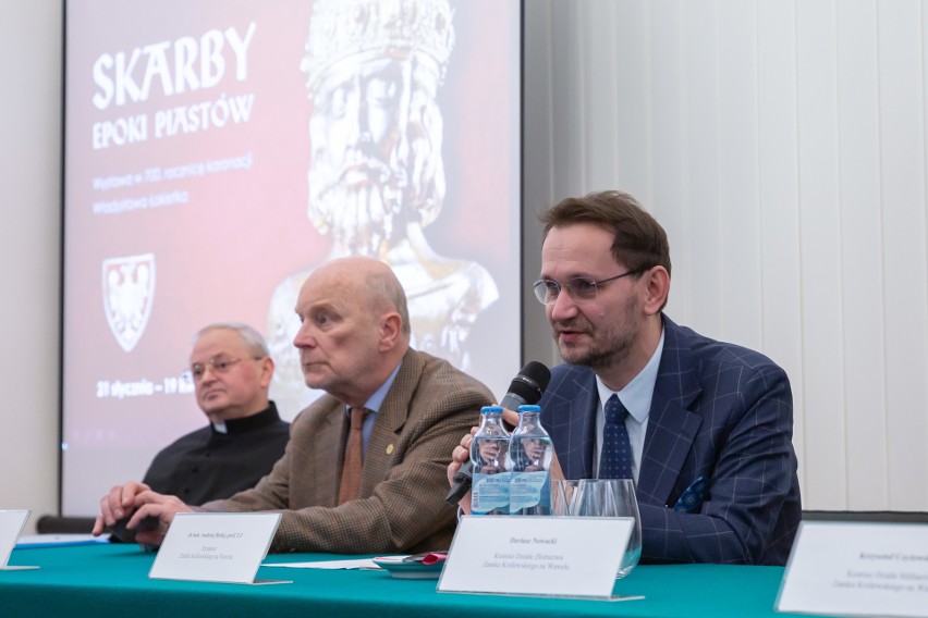 Kraków. Złoto, klejnoty i kość słoniowa. Wawel odkrywa skarby Piastów [ZDJĘCIA]