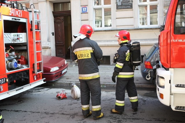 Trzy wozy strażackie i policja interweniowały w centrum Słupska.
