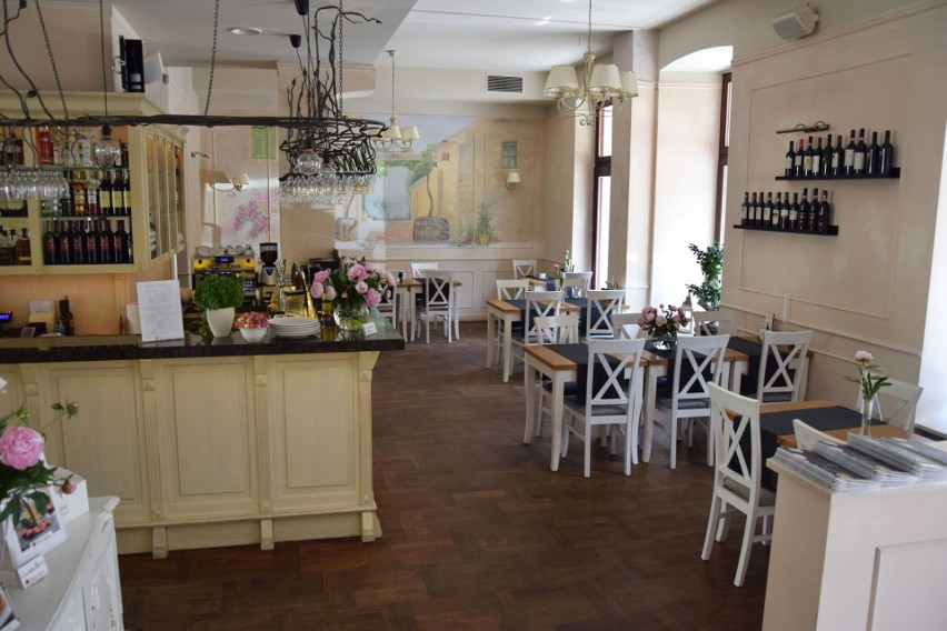 Restauracja Mela Rossa w Radomiu obchodzi pierwsze urodziny....