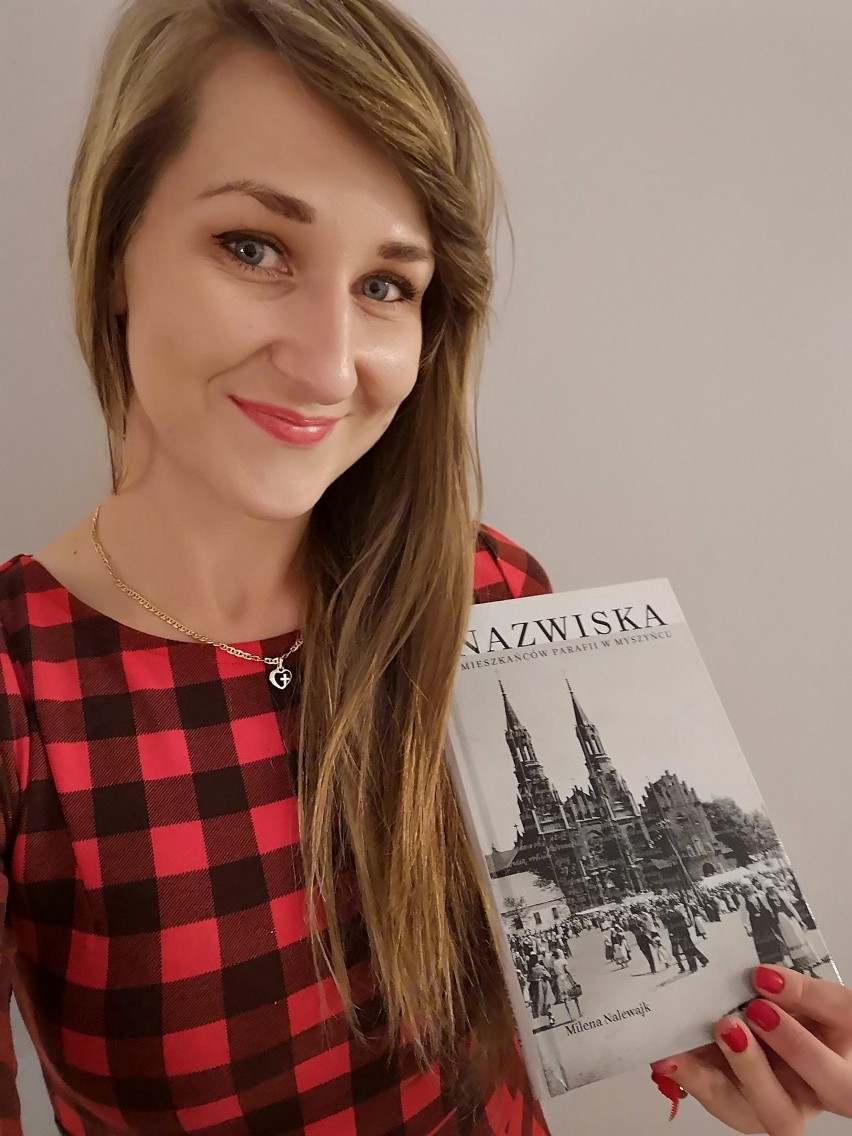 Myszyniec. Milena Nalewajk napisała książkę "Nazwiska mieszkańców parafii w Myszyńcu". Książka właśnie się ukazała