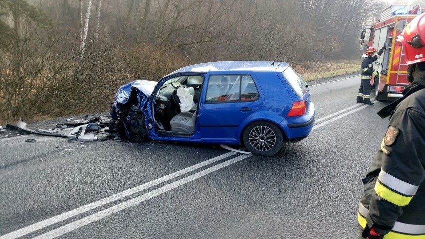 DK 75. Wypadek zablokował trasę Nowy Sacz - Kraków [ZDJĘCIA]