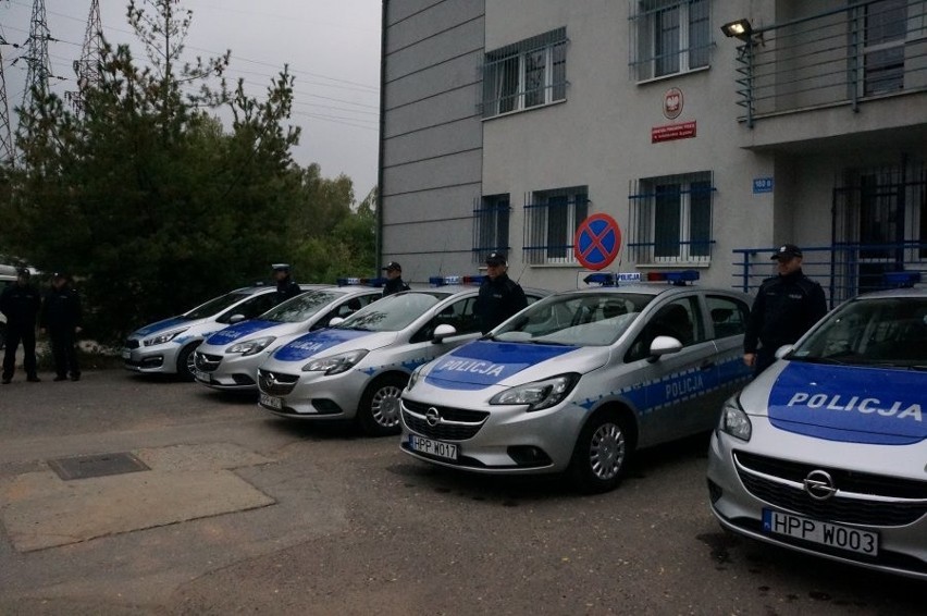 Policjanci otrzymali nowe radiowozy