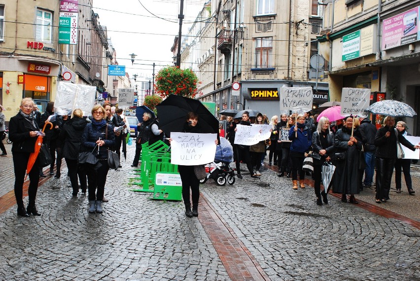 Czarny protest w Bytomiu ZDJĘCIA + WIDEO