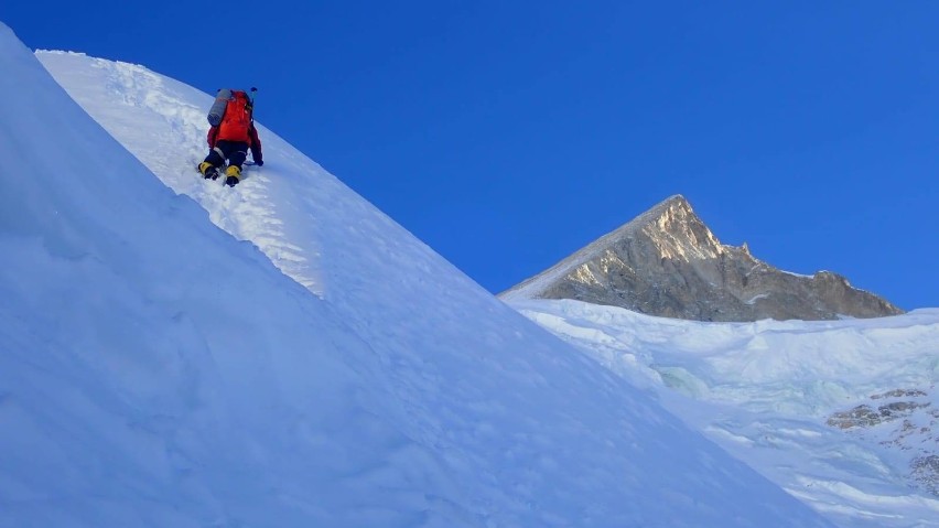 Adam Bielecki zdobył szczyt Gasherbrum II. To piąty...