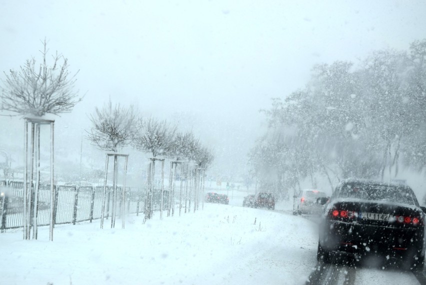 Lublin zasypany śniegiem. Czekamy na Wasze zdjęcia!