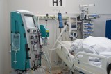 "Brakuje już respiratorów". Kryzys w warszawskich szpitalach covidowych