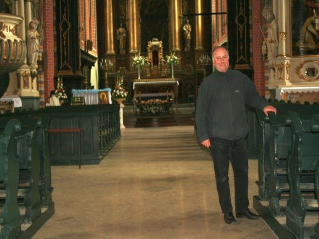 Ks. Zbigniew Walkowiak, proboszcz chełmińskiej fary, jest zadowolony z efektów wykonanych w kościele prac