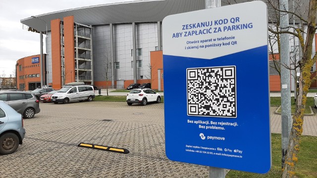 Usługa będzie dostępna od 2 kwietnia. Umożliwia zapłacenie za parking bez użycia parkomatu czy aplikacji