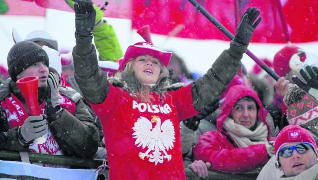 Komplet kibiców na skoczni w Malince to już tradycja