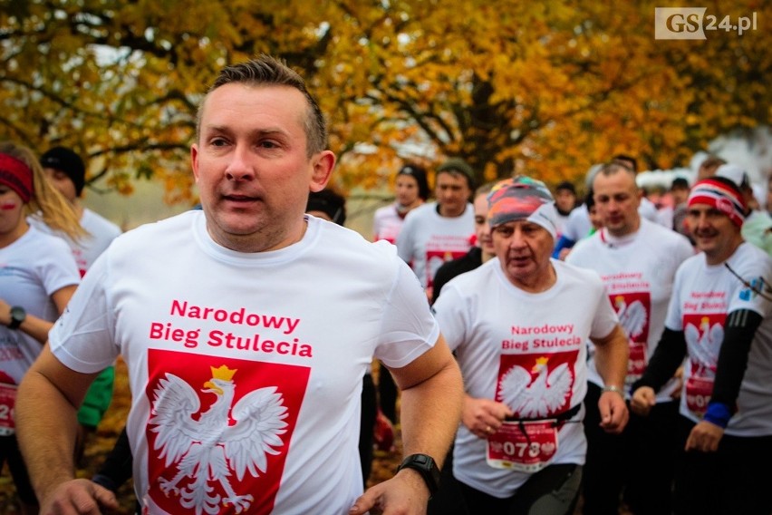 Narodowy Bieg Stulecia w Stolcu. Pamiętali o zmarłym koledze ze ścieżek biegowych [ZDJĘCIA]