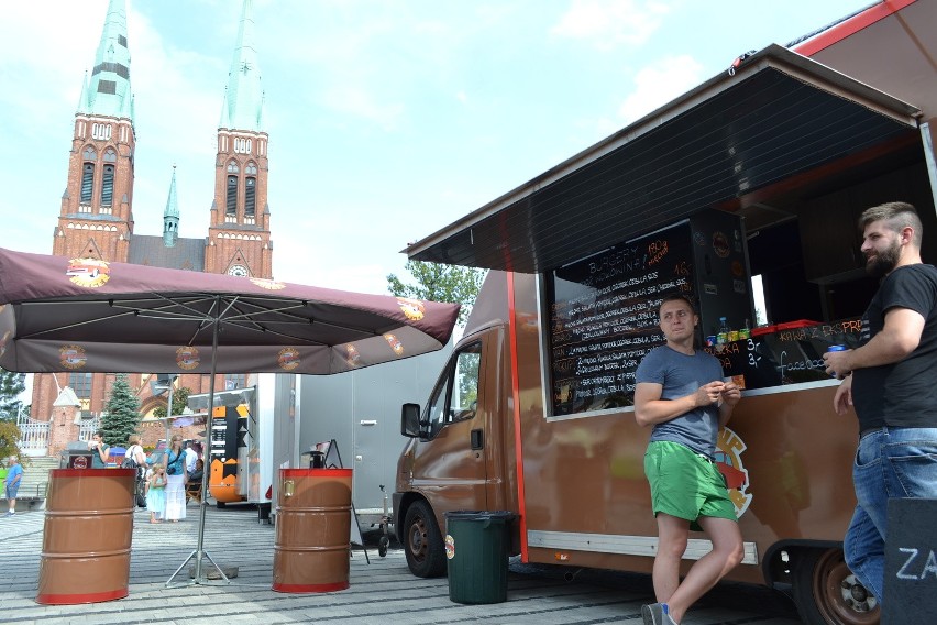 Inwazja Food Trucków w Rybniku promuje koncert Linkin Park