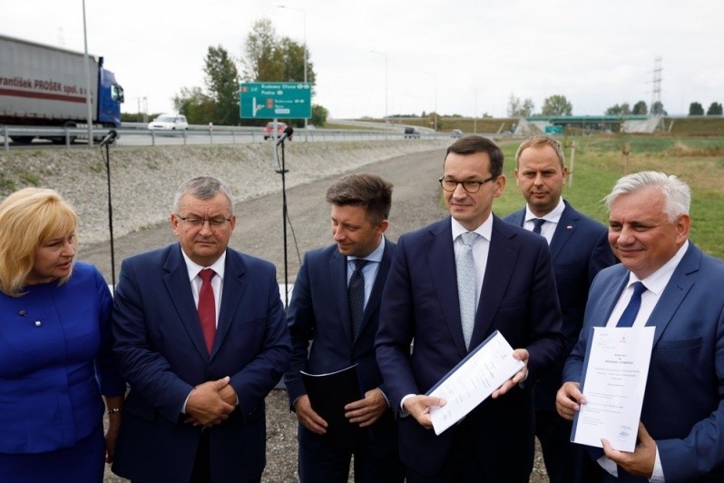 Będzie droga S8 z Wrocławia do Kłodzka! Premier podpisał umowę na rozbudowę