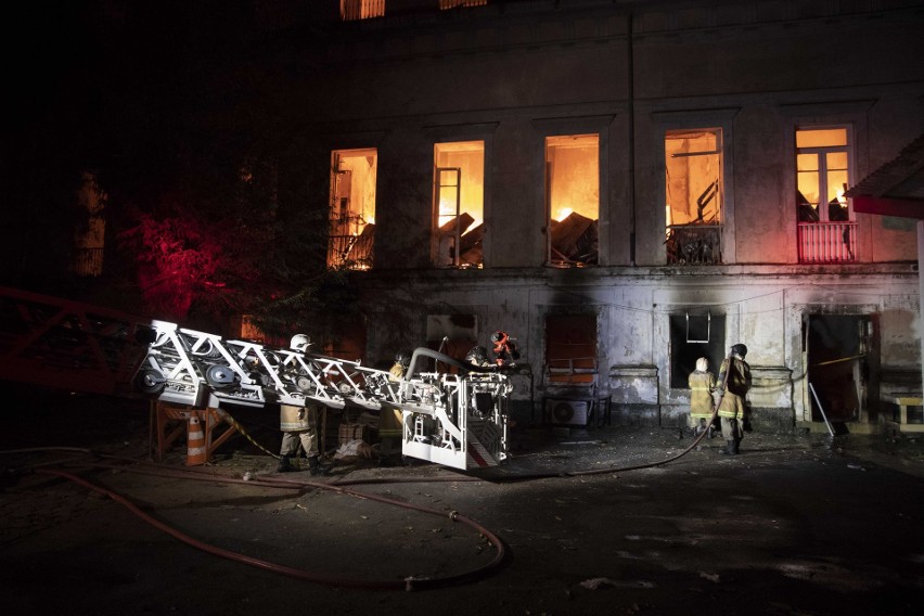 Pożar w Brazylii. Spłonęło Narodowe Muzeum w Rio de Janeiro....