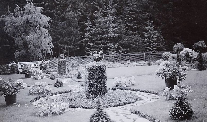 Fotografie podarowane zamkowi Książ w Wałbrzychu przez Jean...