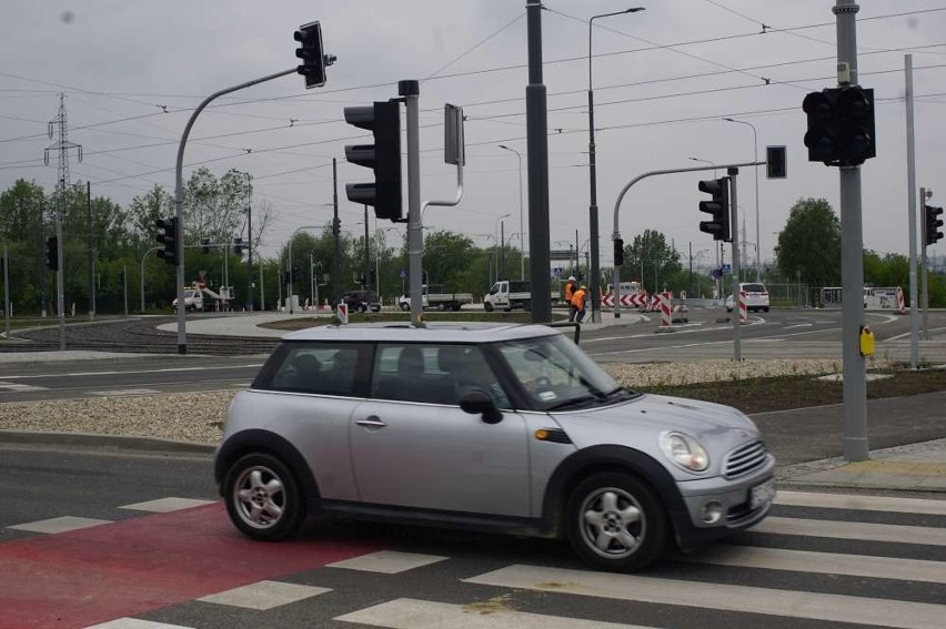 Rondo Żegrze już niedługo będzie w pełni oddane do ruchu...