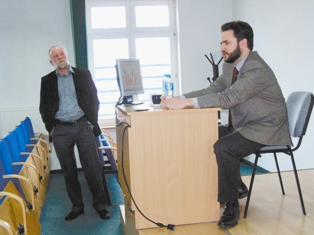 Iker Beraza (z prawej) przyjechał do Nysy na zaproszenie szefa NRIG Piotra Liniewskiego (z lewej). (fot. Klaudia Bochenek)