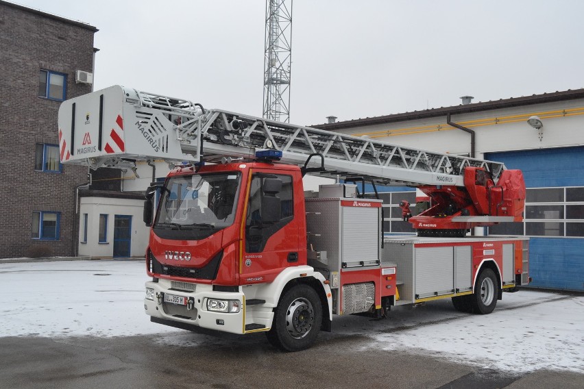 Nowa drabina strażaków w Sosnowcu ma 42 metry