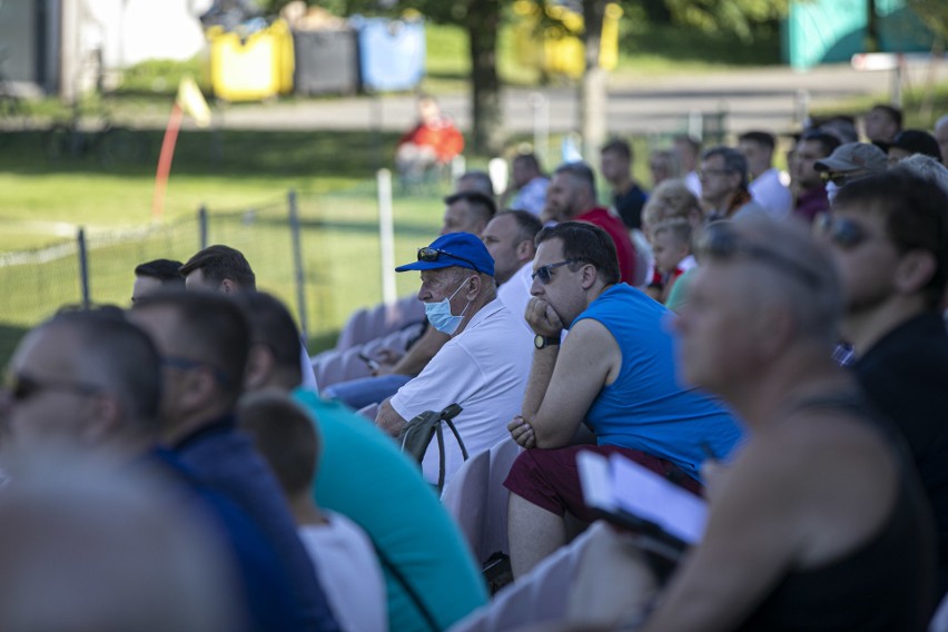 Kibice Cracovii na meczu z KSZO