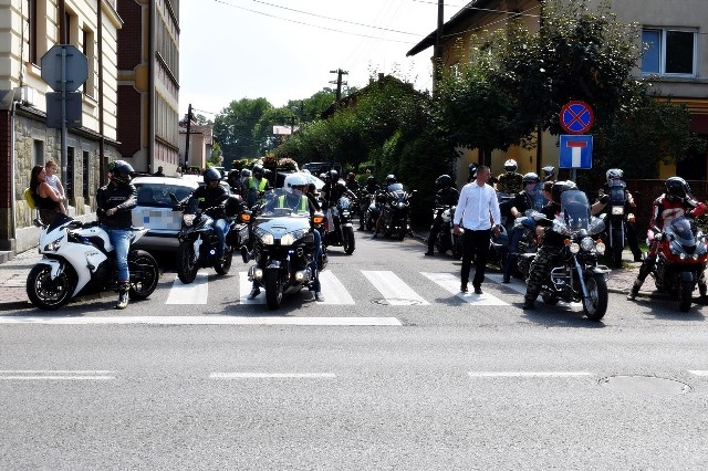 Sądeccy motocykliści pożegnali kolegę, który zginął w wypadku