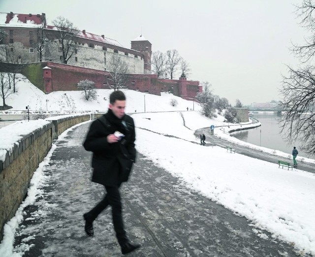 Od lat trwają zabiegi o oświetlenie bulwarów wiślanych