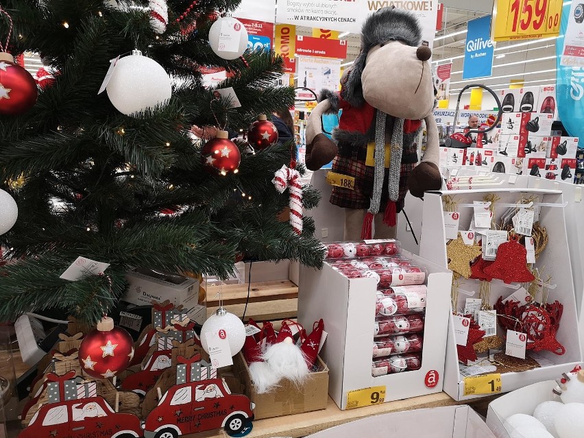 W sklepach coraz więcej ozdób bożonarodzeniowych. Czy to nie za wcześnie? [ZDJĘCIA]