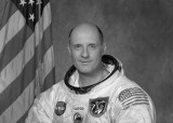 Astronauta Thomas Stafford nie żyje. Jego działania umożliwiły misję Apollo 11