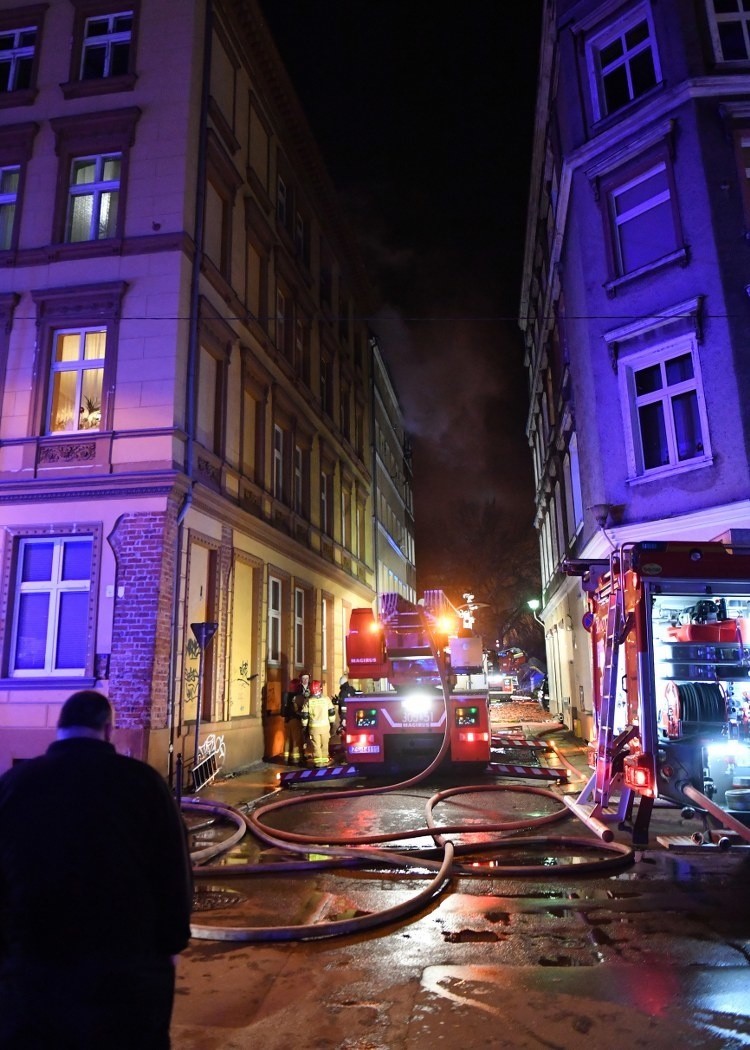 Po pożarze w centrum Szczecinie. Kilknaście rodzin nie wróci na razie do domu 